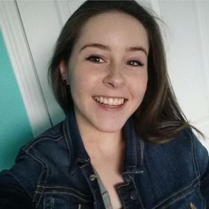 Meet your Posher, Olivia